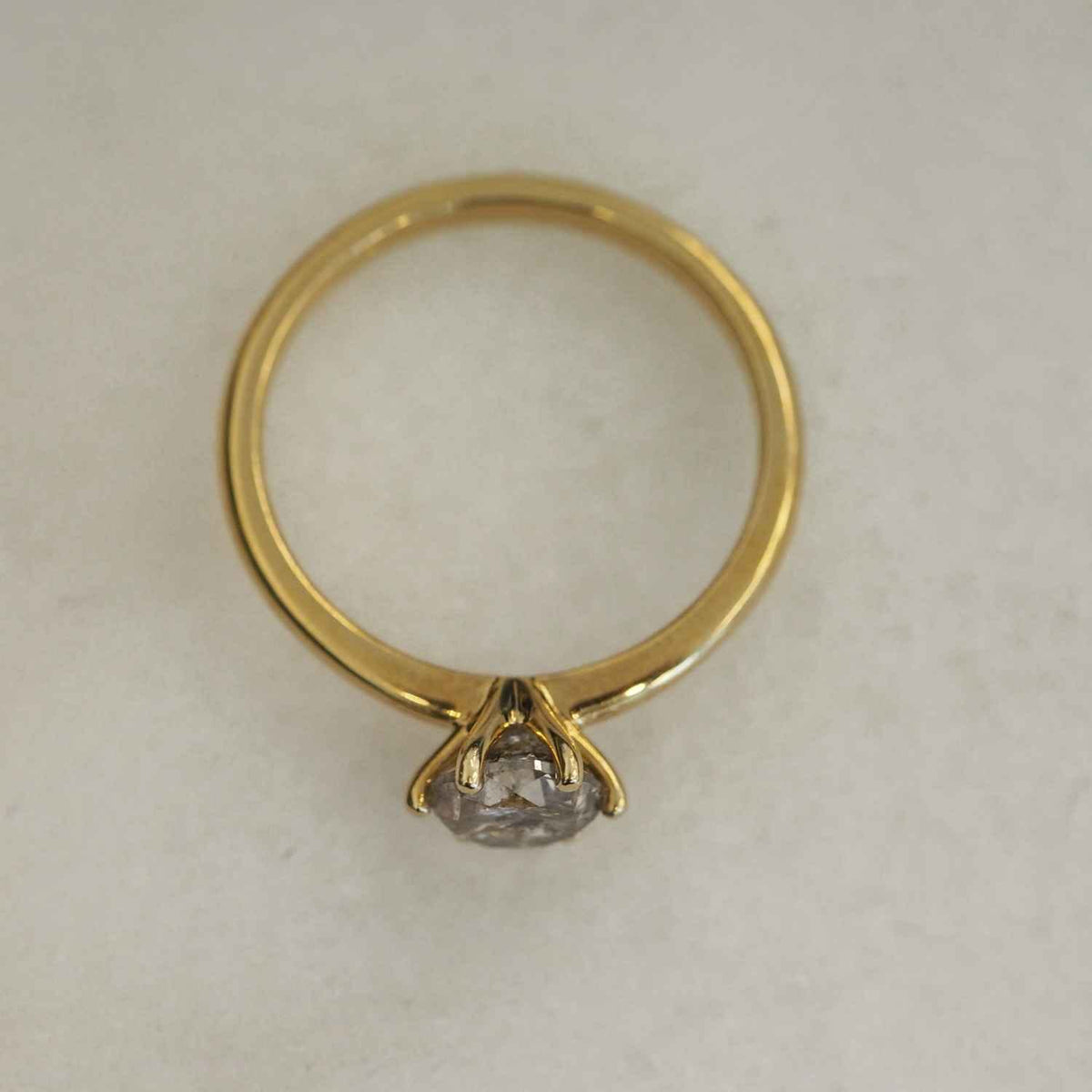 EVELYNE-M 52 SOLITAIRE | BlackGreyBrownish Galaxy Diamond - Ring - 18 Karat Gold (ONE OF A KIND)