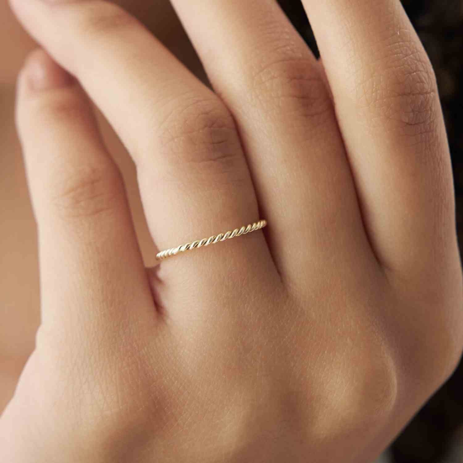 EVELYNE-M SOPHIE | Twist - Ring - Gold