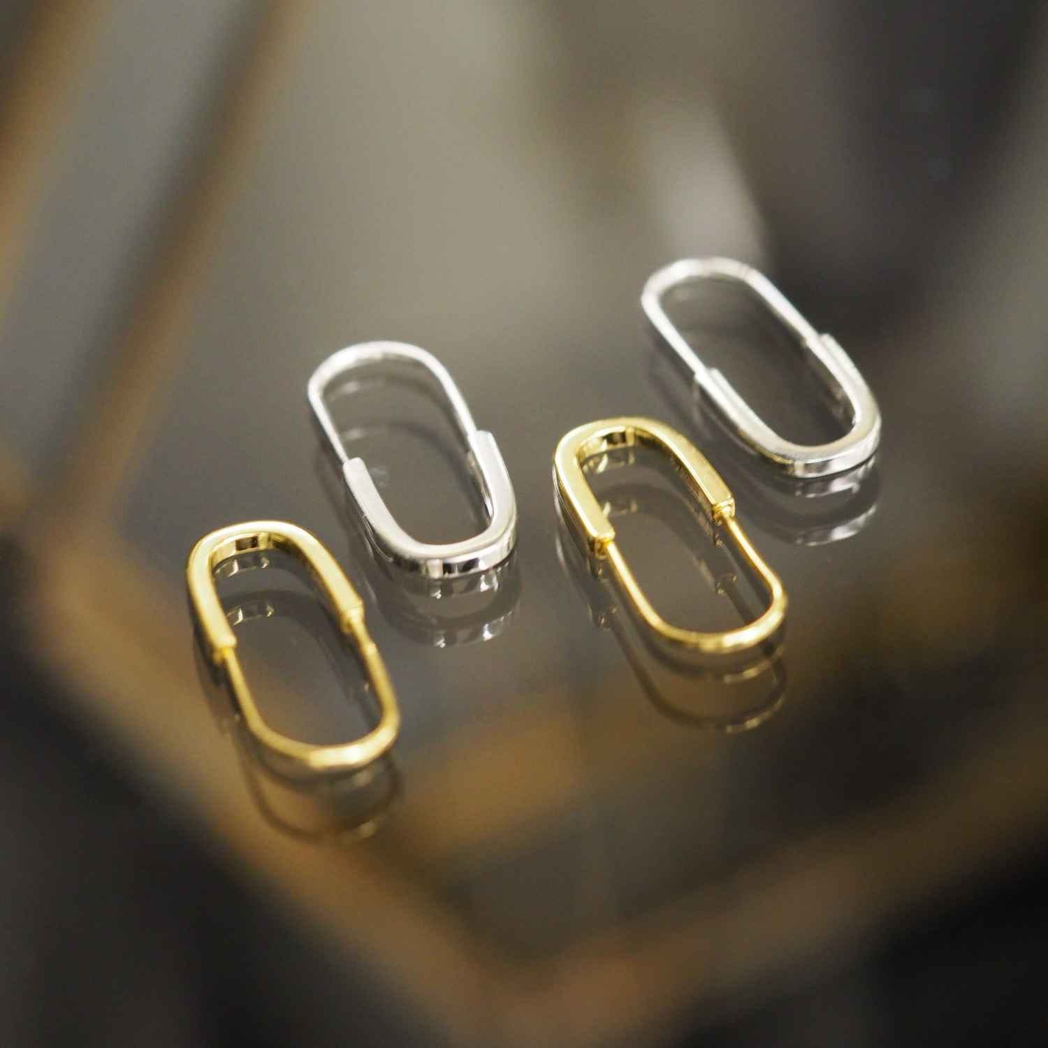 EVELYNE-M STRIPES&amp;JOIST | Minimalist Safety Pin - Creole Hoop Earring - Silver