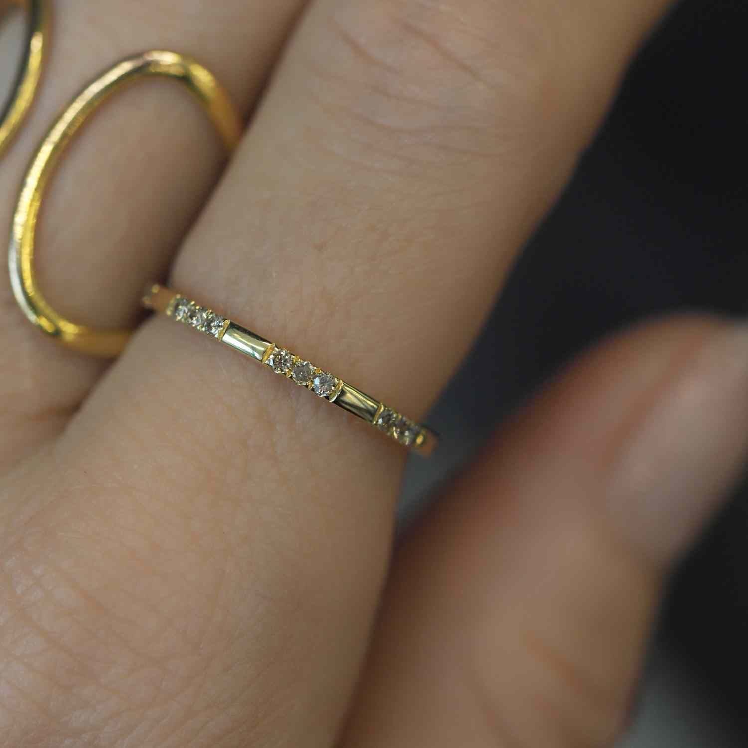 EVELYNE-M STRIPES&JOIST | Twenty-Four-Trilogy Diamond Champagner (1.3) - Ring - 18 Karat Gold