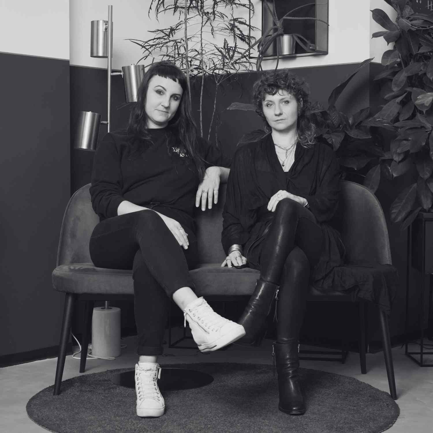 EVELYNE-M THIRD EYE | Grow Black Onyx - Stud Earring - Silver