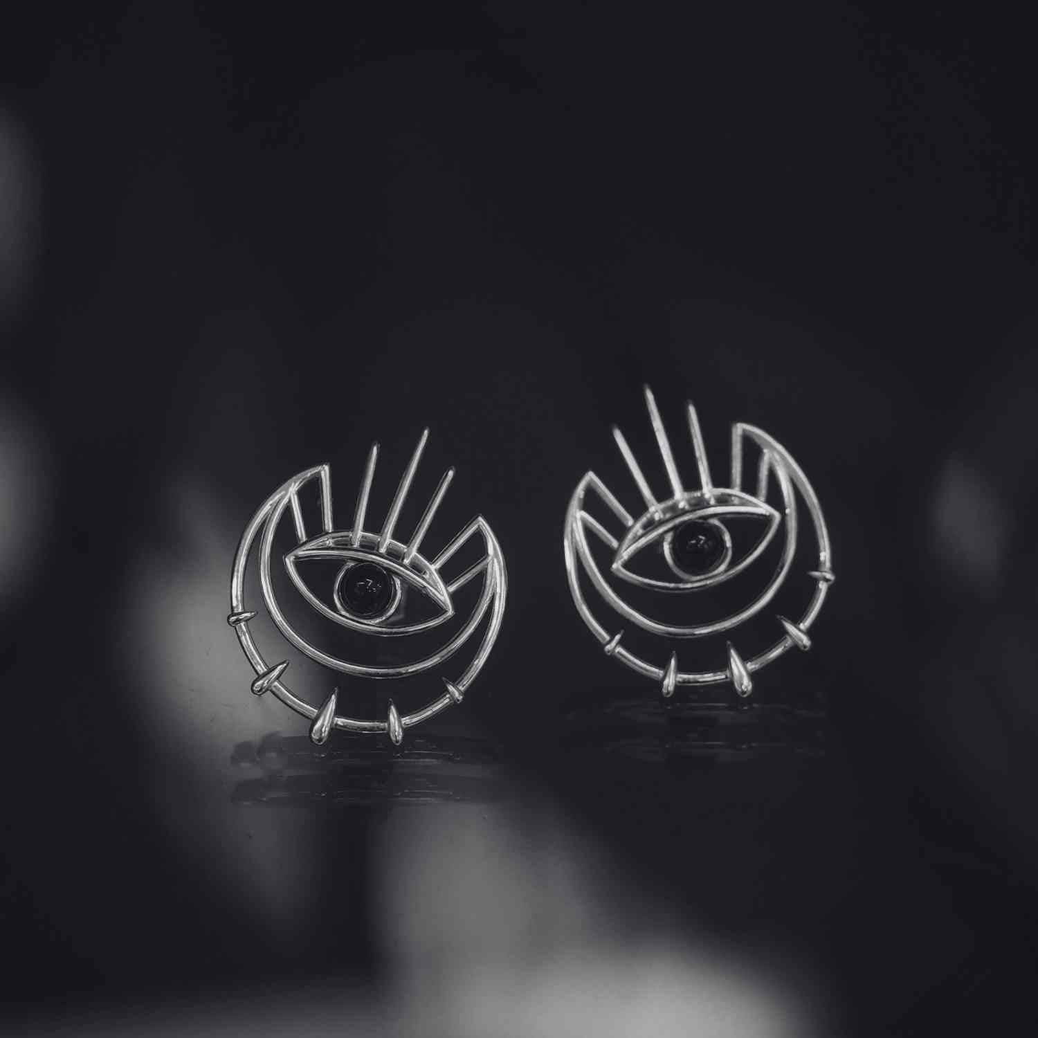 EVELYNE-M THIRD EYE | Grow Black Onyx - Stud Earring - Silver