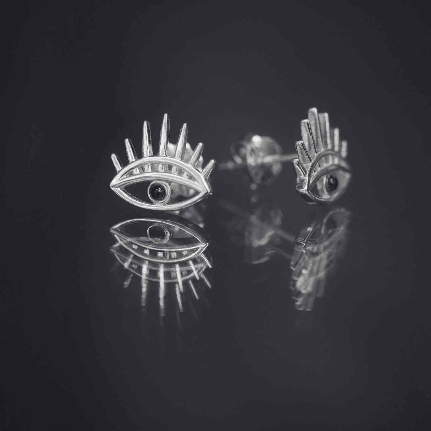 EVELYNE-M THIRD EYE | Small Black Onyx - Stud Earring - Silver