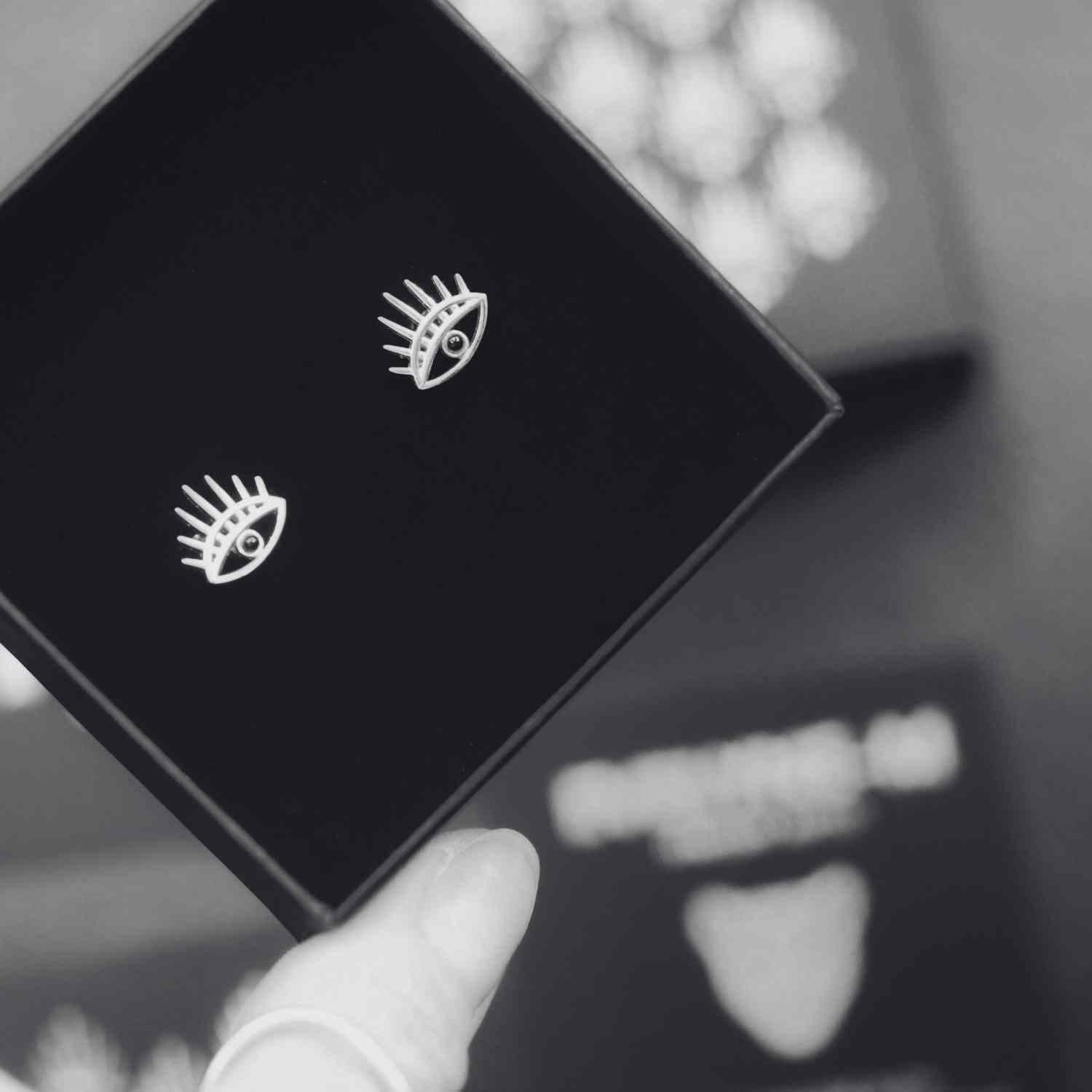 EVELYNE-M THIRD EYE | Small Black Onyx - Stud Earring - Silver