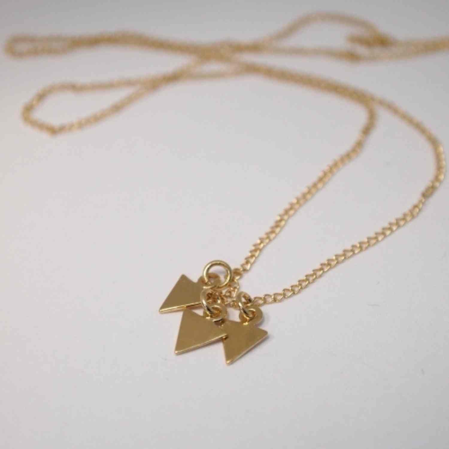 EVELYNE-M TRINITY | 3Arrow - Necklace - Gold